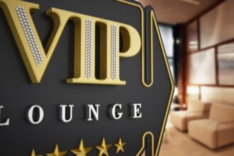 Descubre las Salas VIP en Aeropuertos de Chile: Confort, Requisitos y Ubicaciones Clave para Viajeros Exigentes