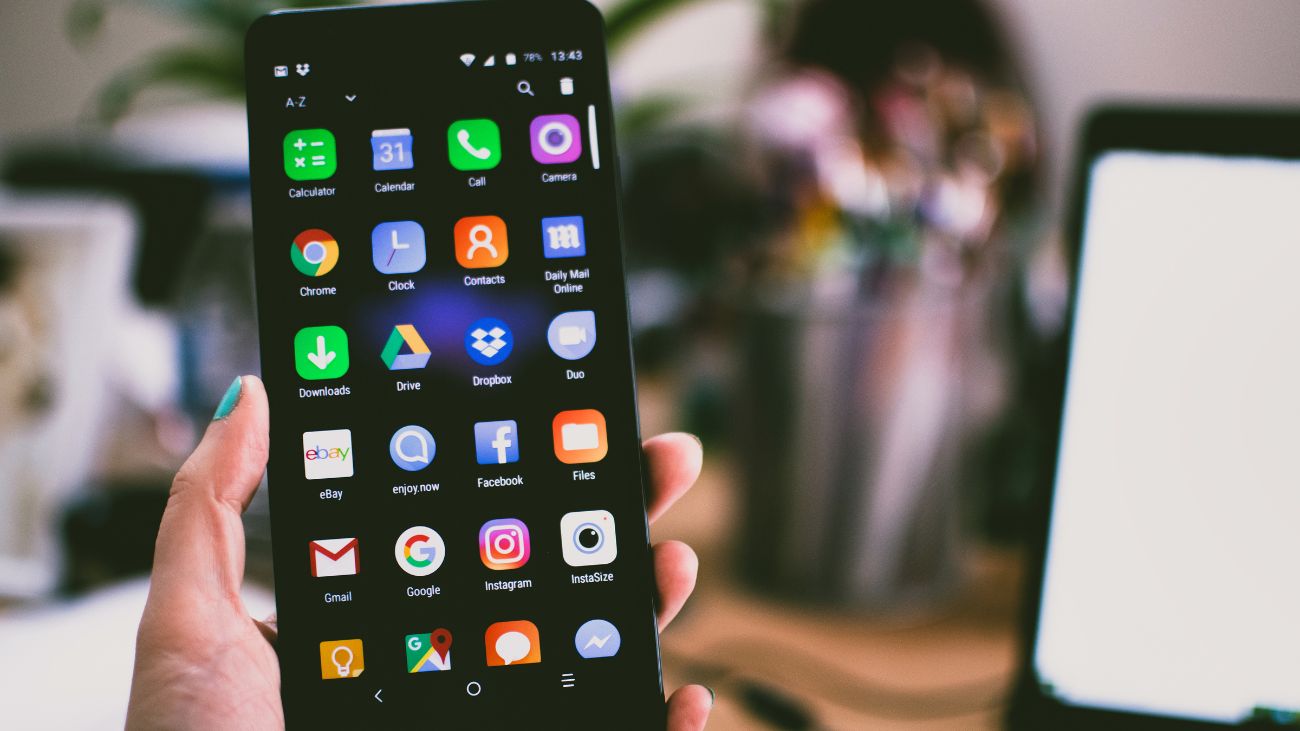 Descubre qué aplicaciones invaden más tu privacidad: Análisis exhaustivo de Nsoft sobre las apps más descargadas en 2025