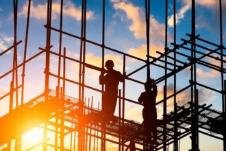 Desempleo en Chile baja a 8,6% en trimestre junio–agosto de 2025, según el INE