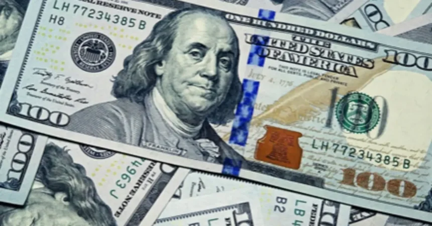 Dólar abre cerca de $940 y vuelve a tensionar al mercado: la prórroga sobre Irán no alcanza y China abre otro frente con EE.UU.