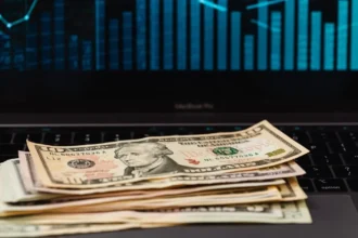 Dólar en Chile: $854,25 y el 0% de ventas minoristas en EE.UU. que enfrió el movimiento de la sesión