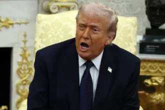 Donald Trump critica a España y amenaza con cortar relaciones comerciales