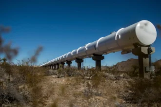 EE. UU. da el primer paso hacia el transporte supersónico con energía limpia: inicia prueba del sistema Hyperloop
