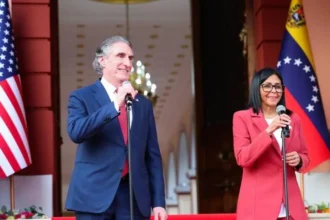 EE.UU. y Venezuela restablecen relaciones tras 7 años: el acuerdo llega con petróleo y minería en foco