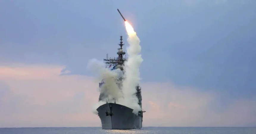 EEUU disparó más de 850 misiles Tomahawk contra Irán en un mes y presiona su capacidad de reposición