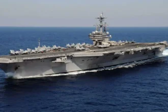 EEUU evalúa sumar un 2º portaaviones en Medio Oriente: el George H.W. Bush se alista mientras siguen las negociaciones con Irán