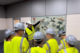 El CEIP Ángeles Martín Mateo visita Cementos Portland Valderrivas para conocer su compromiso ambiental