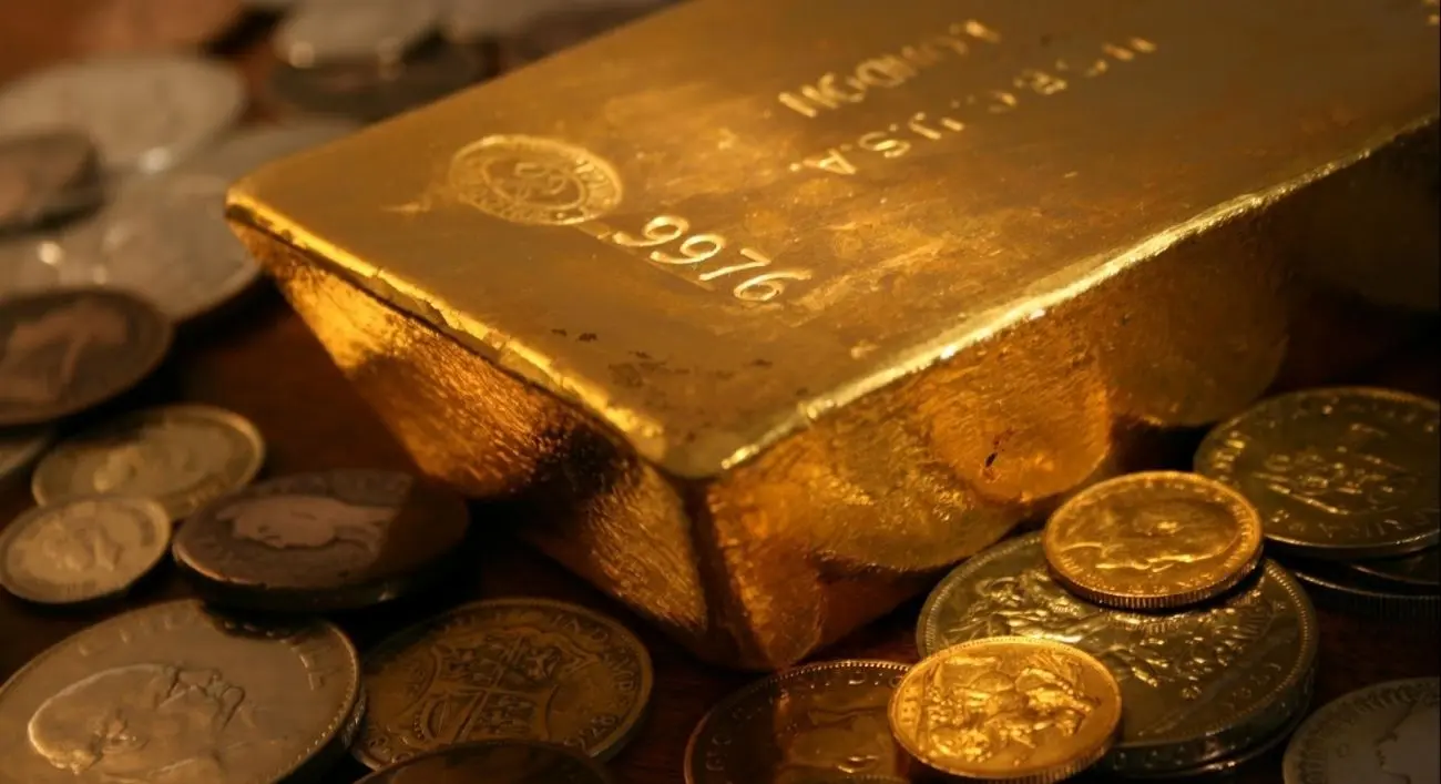 El metal dorado prolonga su rally y apunta a nuevos récords hacia 2026, según bancos internacionales