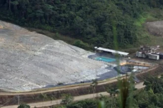 El proyecto minero Loma Larga de Ecuador enfrenta una fuerte oposición por el agua