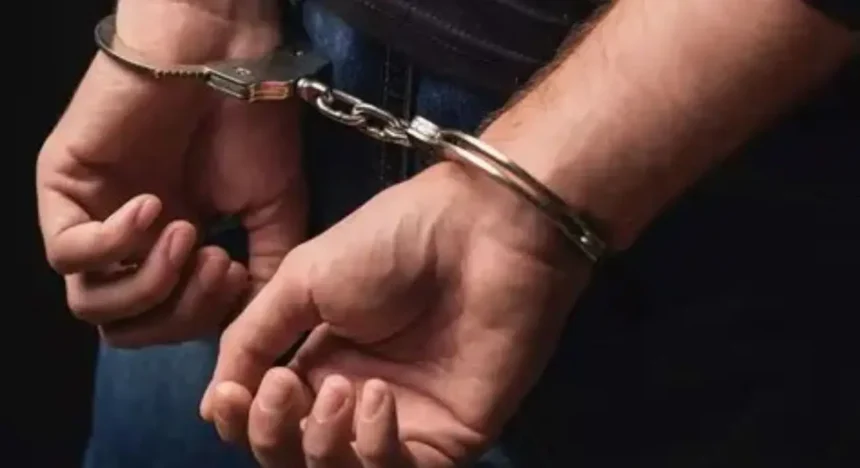 Emiratos Árabes Unidos detiene a 45 personas por difundir imágenes de ataques iraníes en redes sociales