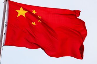 Empresas chinas buscan nuevos mercados ante caída de exportaciones a Estados Unidos