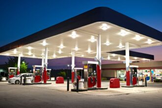 ENAP anuncia ajustes en precios de combustibles desde el 8 de mayo de 2025: Detalles sobre las nuevas tarifas de bencina, diésel y GLP