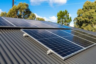 Energía solar en invierno: una alternativa eficiente ante el alza de tarifas eléctricas