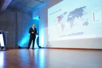 Energía y minería avanzan juntas: AME Chile articula encuentro intersectorial en Antofagasta con alta asistencia