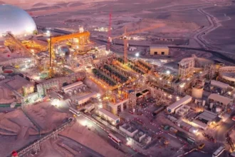 Escondida produce en 2025 por primera vez más cobre que Codelco