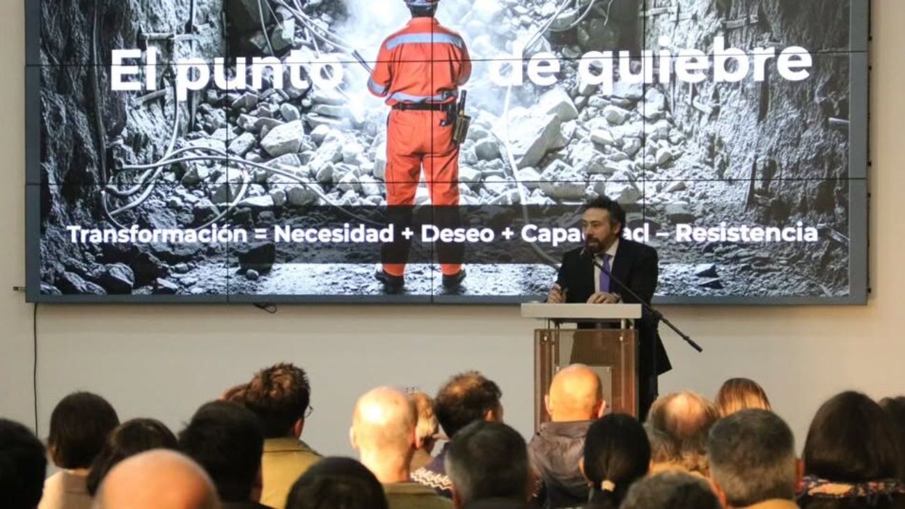 Escuela de Minería de Altos Esfuerzos capacita a 340 trabajadores en técnicas avanzadas para minería profunda en El Teniente