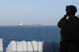Estrecho de Ormuz: Irán anuncia cierre total y condiciona reapertura al fin del bloqueo de EE.UU.