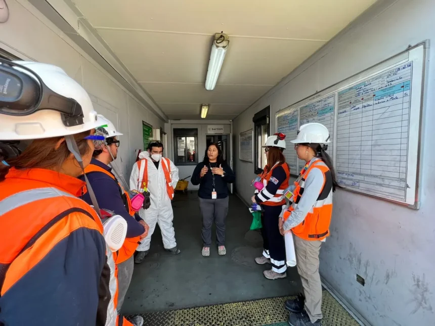Estudiantes de Calama cambiaron sus vacaciones por la minería
