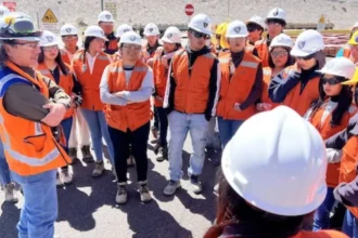 Estudiantes de Don Bosco visitan El Abra para conocer la minería desde adentro