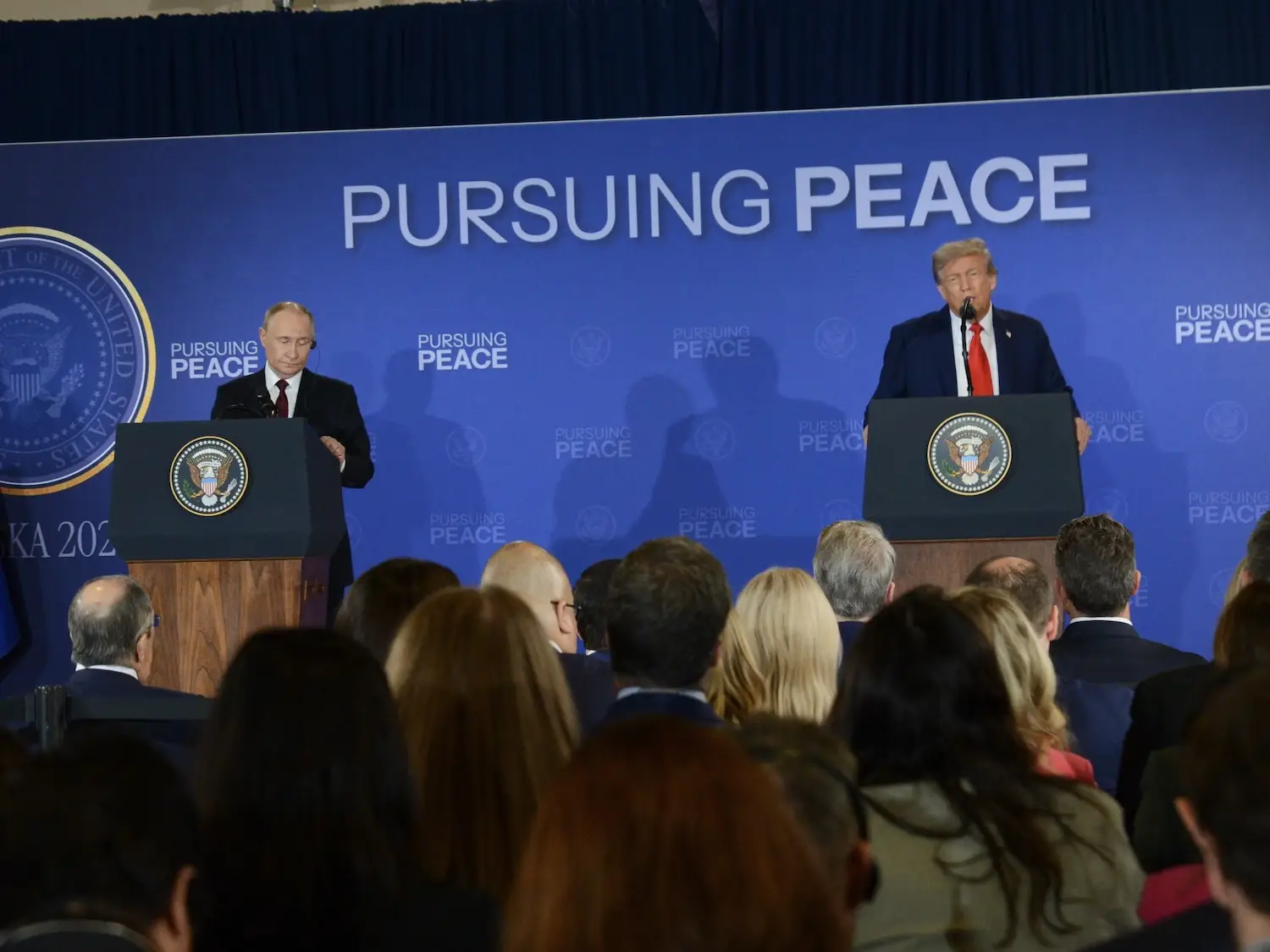 Europa sigue presionando mientras Trump y Putin concluyen cumbre sin acuerdo sobre Ucrania