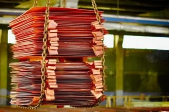 Exceso de cobre y menor demanda china generan incertidumbre en el mercado global