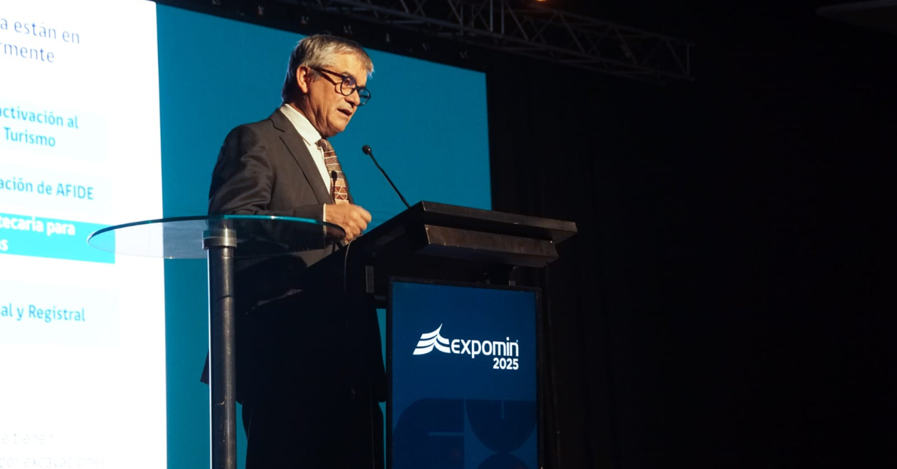 Expomin 2025: Ministro Mario Marcel destaca “resiliencia del cobre chileno” y rol estratégico del Estado en la minería nacional