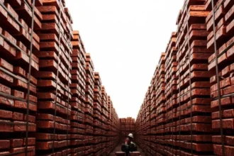 Exportaciones mineras peruanas 2025: Cobre y oro lideran crecimiento histórico en septiembre
