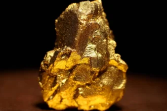 Familia Lundin logra histórico retorno del 2.049% en minería de oro