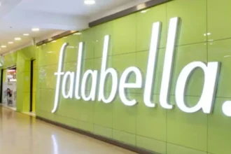 Fernando de Peña y Carolina Schmidt: los nuevos liderazgos clave en Falabella