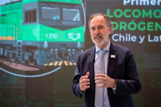 Ferrocarril de Antofagasta marca un nuevo hito:Primer viaje de locomotora a hidrógeno verde en Chile y Latinoamérica