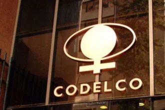 Fiscalía allana oficinas de Codelco y Sernageomin por investigación del derrumbe en El Teniente