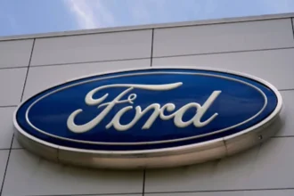 Ford retira 1,74 millones de vehículos por fallas en la cámara de visión trasera que elevan el riesgo de colisión