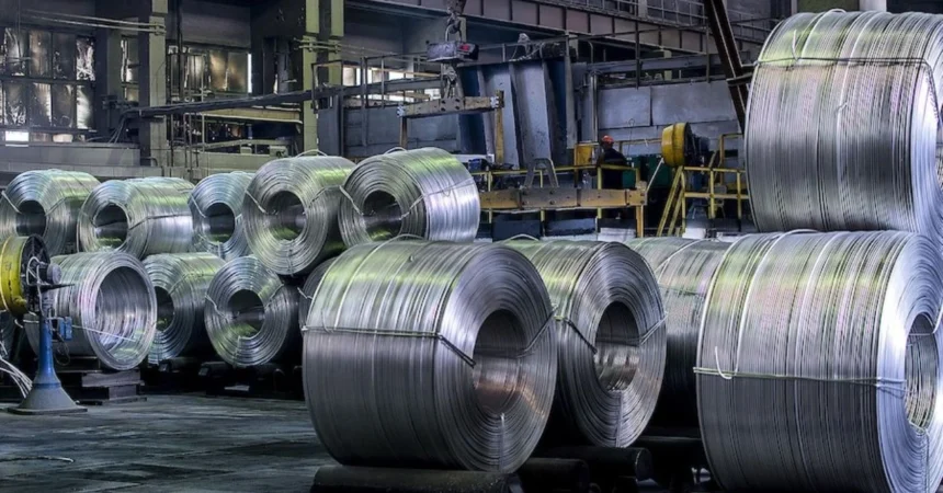 Aluminio sube 1,9% tras tregua entre EE.UU. e Irán
