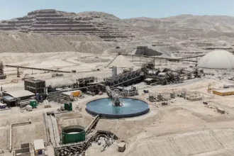 Fracasan negociaciones en Mantoverde y sindicato confirma huelga indefinida