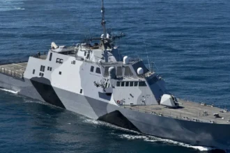 Francia supera a Reino Unido en eficiencia militar pese a menor presupuesto.