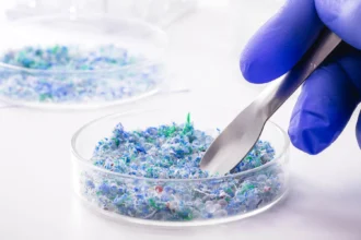 Gel metálico revoluciona baterías y abre camino a vehículos eléctricos más seguros