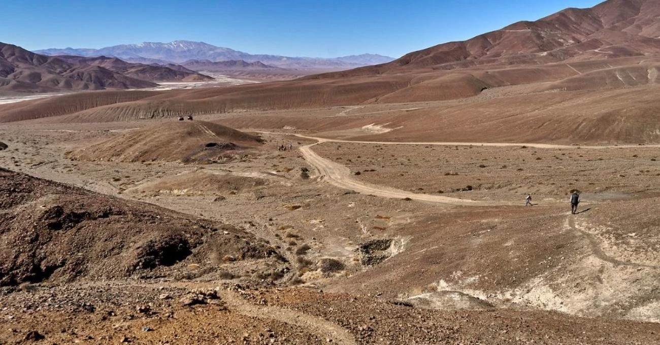 Golden Arrow obtiene permiso ambiental para expandir exploración minera en Región de Atacama