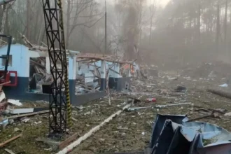 Grave explosión en fábrica de Enaex en Quatro Barras: 15 heridos
