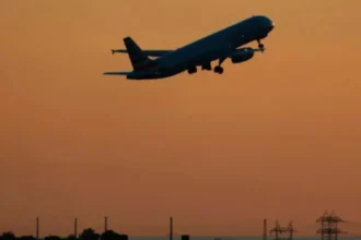 Guerra en Medio Oriente dispara hasta 560% las tarifas aéreas entre Asia y Europa y obliga a las aerolíneas a rehacer sus rutas