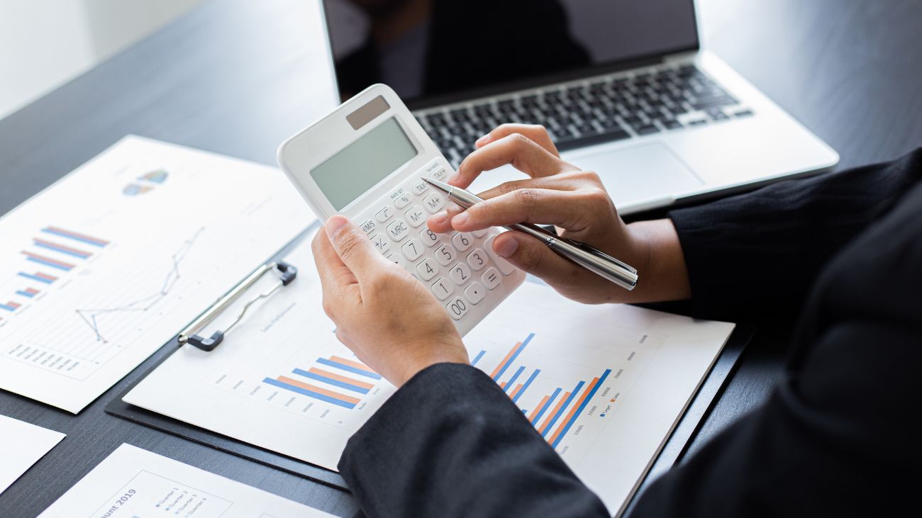 Guía Completa 2025: Cómo Calcular tu Indemnización por Años de Servicio al Dejar una Empresa