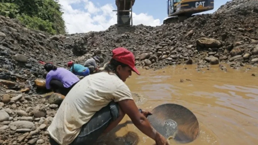 Las pequeñas mineras, las más afectadas por la crisis del ácido sulfúrico