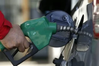 Hacienda revisa el Mepco por alza del petróleo: costo fiscal podría llegar a US$3.000 millones y Gobierno prepara plan para la parafina