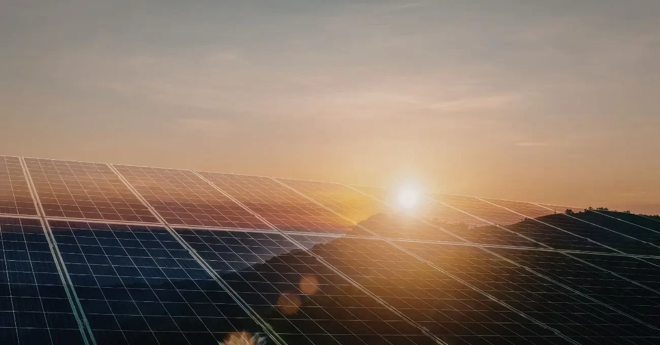 Harvard crea panel solar que adapta su función según temporada y clima