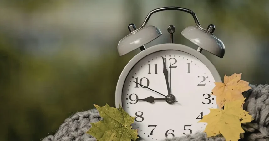 Horario de invierno 2026 en Chile: cuándo cambia la hora, si se atrasa el reloj y qué regiones no deben ajustarlo