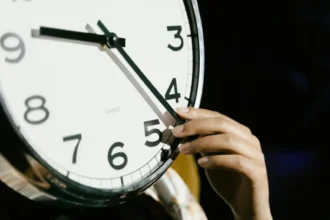 Horario de invierno en Chile: ¿hasta cuándo estará vigente este año?