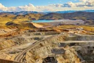 Hudbay Minerals ofrece resultados récord en el cuarto trimestre y el año completo de 2025; Cumple la Producción Consolidada de Cobre y Oro 2025 y la Guía de Costes