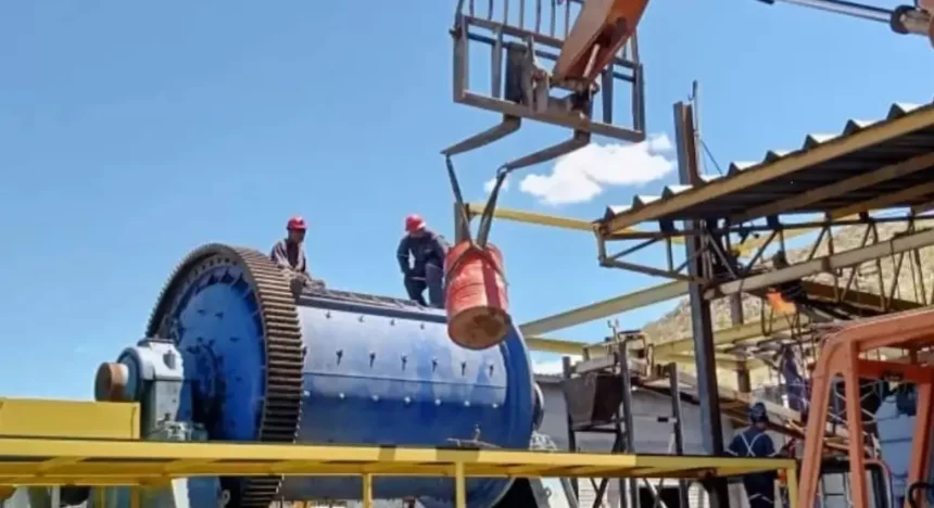 IMPACT Silver anuncia la suspensión temporal de la minería subterránea en Plomosas