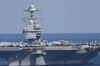 Incendio en portaaviones USS Gerald R. Ford complica operaciones en Medio Oriente