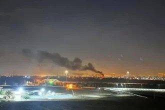 Incendio y bombardeos en aeropuertos iraníes intensifican tensión entre Israel e Irán