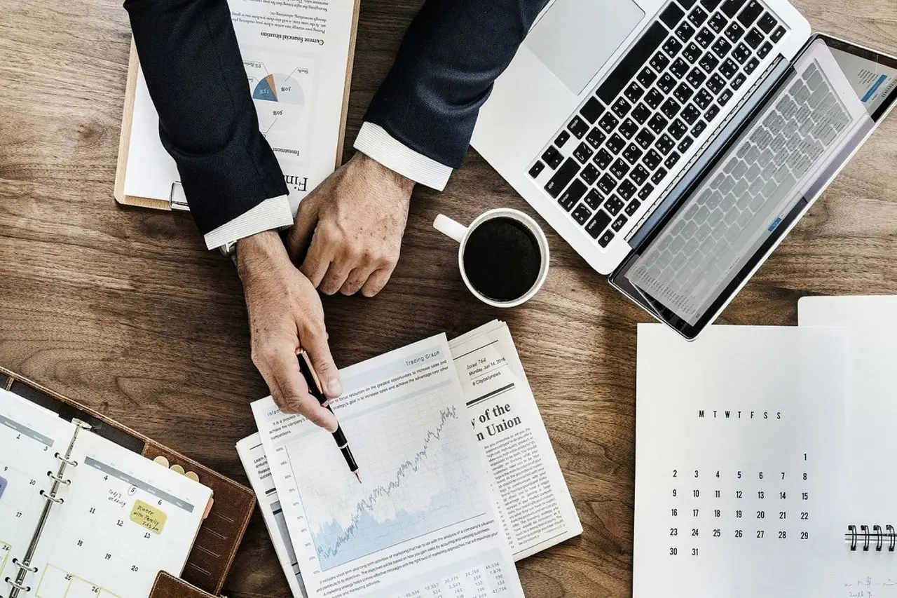 Informe comercial: 9 datos que aparecen en tu “DICOM” y el que casi todos interpretan mal